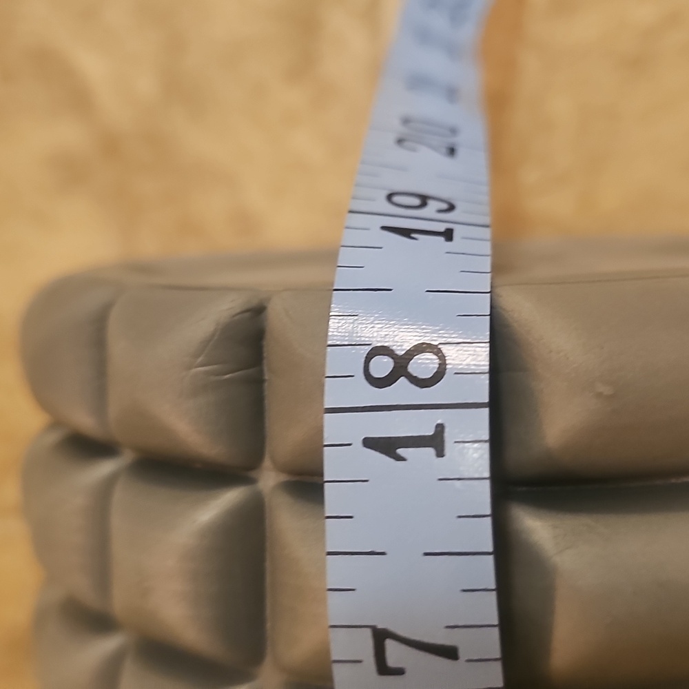 TriggerPoint CORE foam roller. - Picture 5 of 5